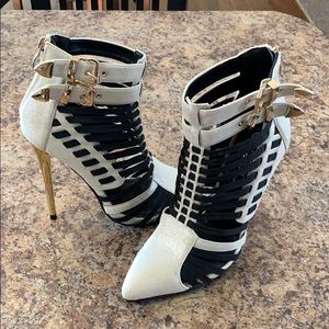 Wild Rose 4.5 inch stilettos.